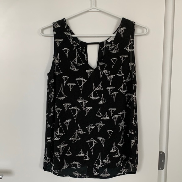 Patterned Monk & Lou sleeveless blouse - Picture 1 of 3